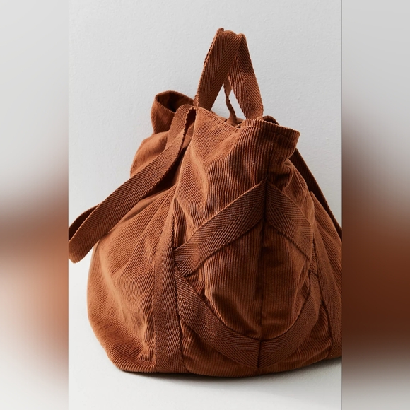 Free People NWOT Large MEGA Corduroy Tote - Picture 5 of 16